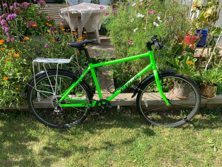 Frog Bike 78 - including bike rack, mud guards, bottle holder and cateyes