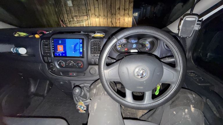 Vauxhall, VIVARO, Panel Van, 2015, Manual, 1598 (cc)