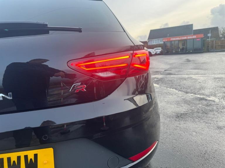 2017 SEAT Leon 2.0 TDI 184 FR Technology 5dr HATCHBACK DIESEL Manual