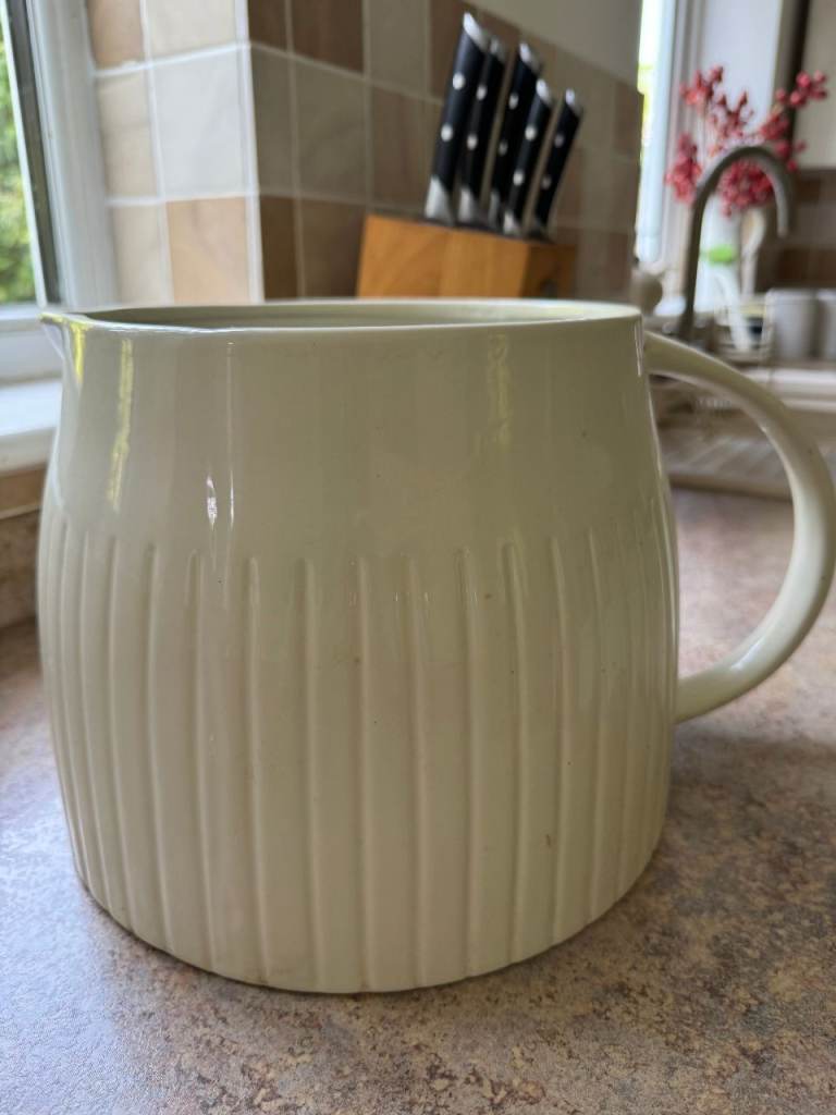 INDOOR PLANT POT