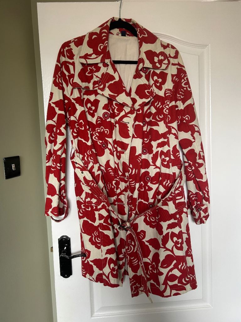 Boden Mac Coat – Red & Off-White Floral, Size 12, Good Condition