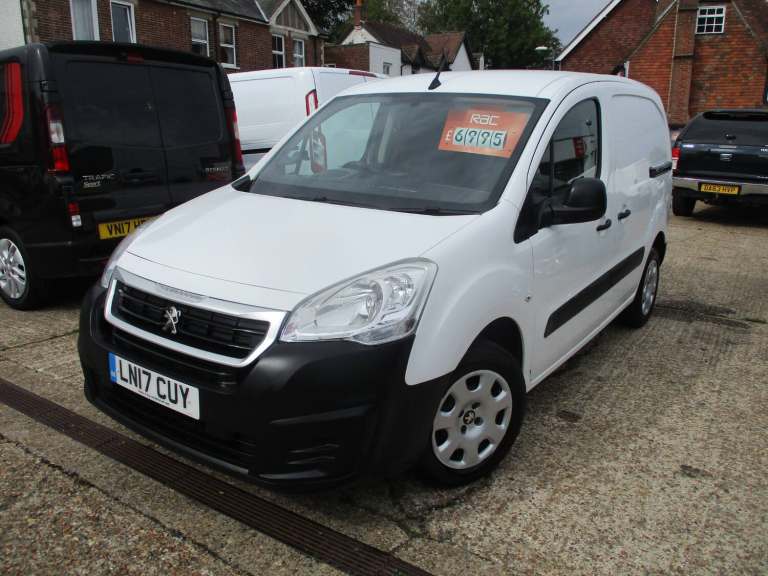 2017 Peugeot Partner 850 1.6 BlueHDi 100 Professional Van [non SS] PANEL VAN Diesel Manual