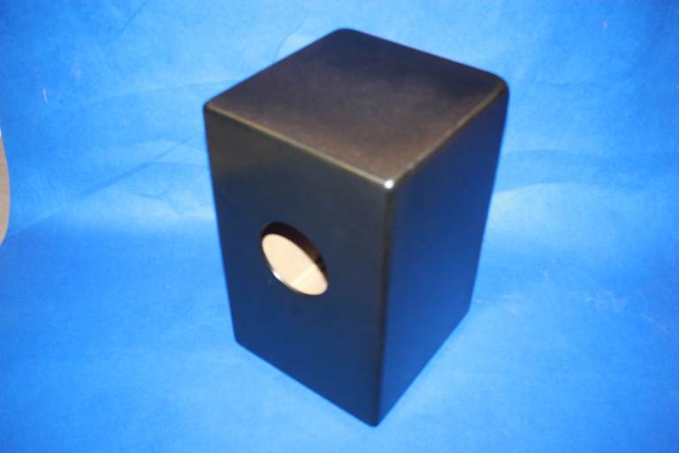 Duende Cajon 11.1/2in x 12in x 19in ~ Made in Spain ~ Condition is Like New ~ £115 ono