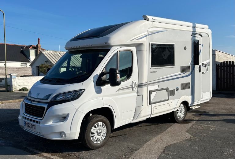 Autosleeper Nuevo EK under 6m low mileage