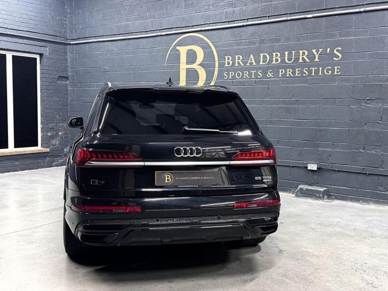 AUDI Q7 3.0 TFSI V6 55 Black Edition 2021