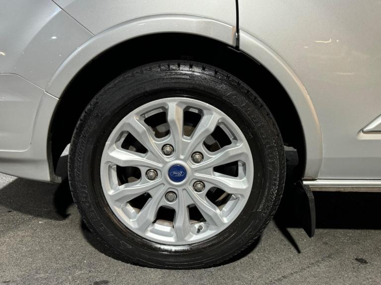 2022 Ford Tourneo Custom 2.0 EcoBlue 130ps L/R 8 Seater Titanium Auto MPV DIESEL Automatic