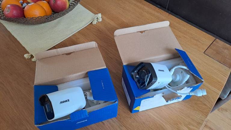 For sale 2 ANNKE CCTV network cameras like Swan Hikvision Ring