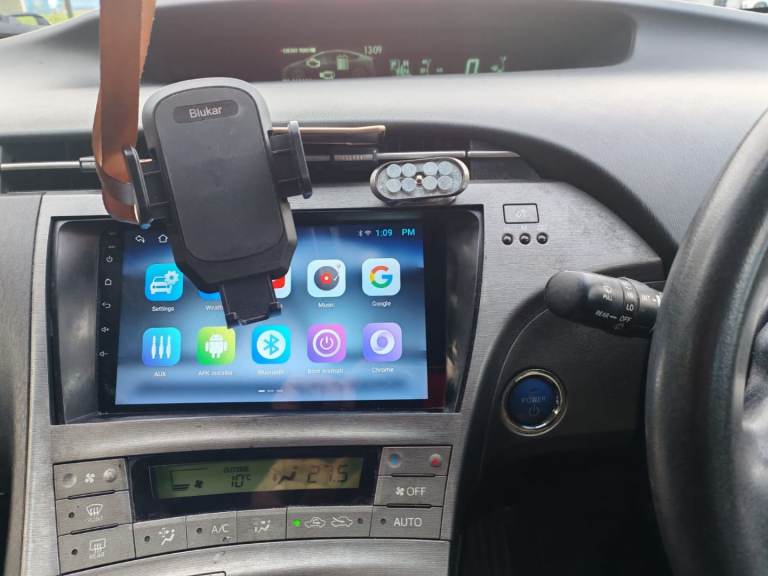 Toyota Prius 1.8 VVTI Petrol Hybrid 2014