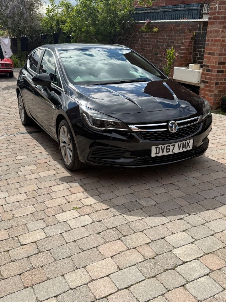 Vauxhall, ASTRA, Hatchback, 2017, Manual, 1598 (cc), 5 doors