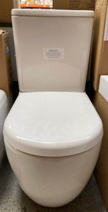 2x New Trivento FTW Close Coupled Toilet and Soft Close Seat with Compact Cistern, each RRP £345