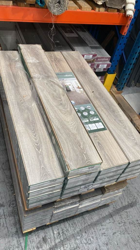 Laminate Flooring Just £18 Per Pack Collect Today!