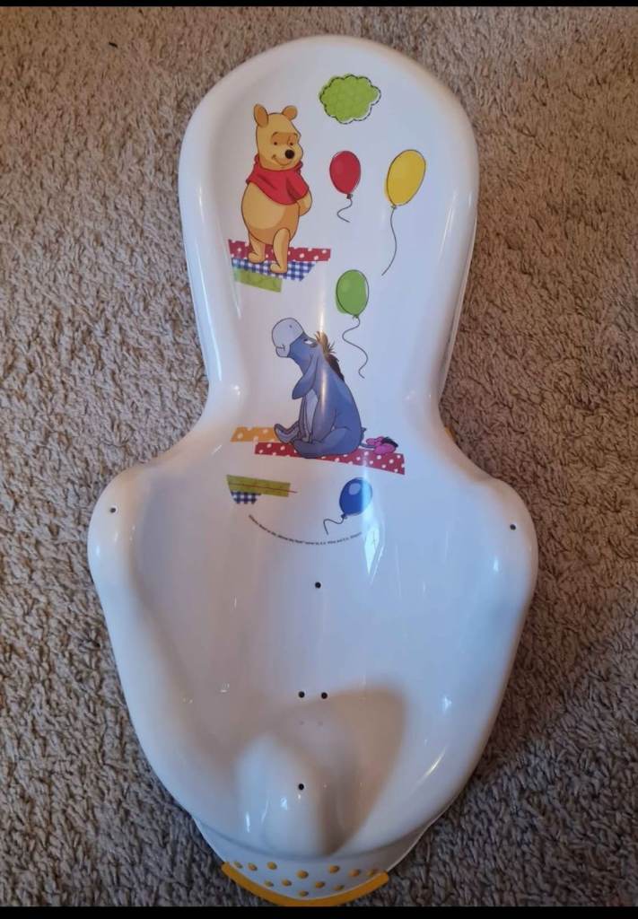 Baby bath chair / seat