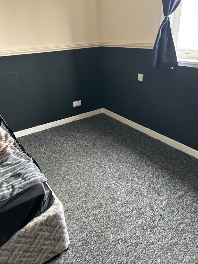 Top floor Flat for sale