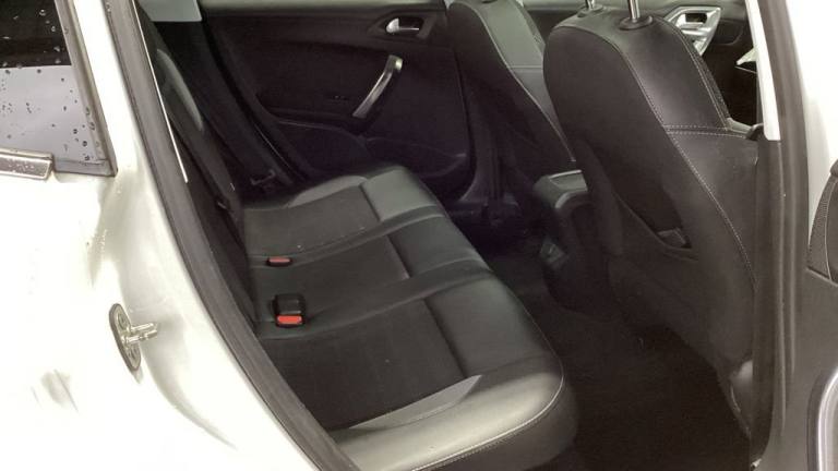 2018 Peugeot 2008 1.2 PureTech Allure Premium 5dr [Start Stop] HATCHBACK PETROL Manual