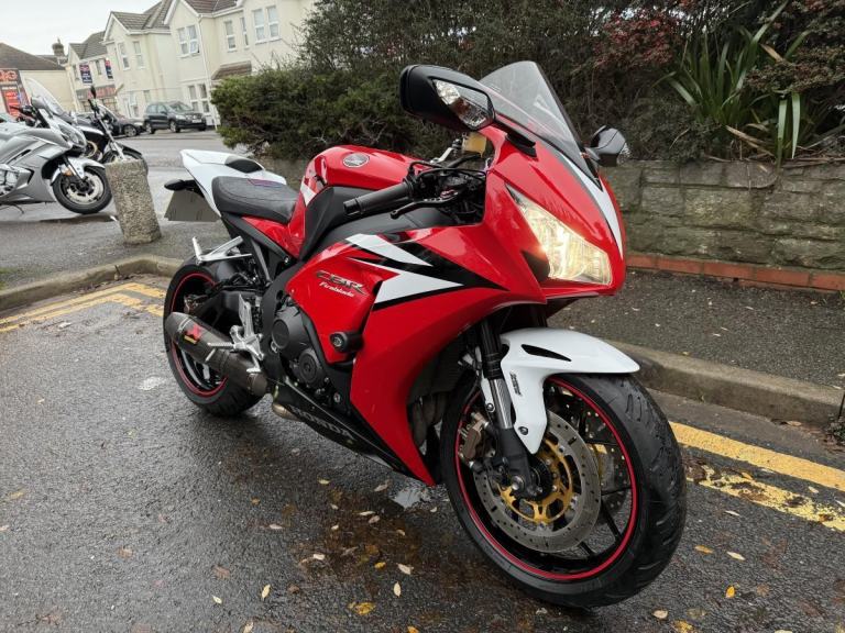 HONDA CBR1000RR FIREBLADE 20TH ANNIVERSARY 2013 