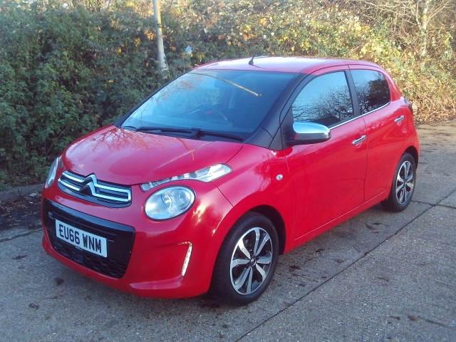 2016 Citroen C1 1.2 PureTech Flair 5dr Red 26k Miles Years MOT Warranty £20 Road Tax HATCHBACK Pe...