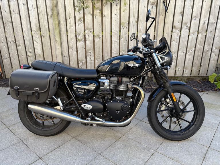 Triumph, BONNEVILLE, 2021, 900 (cc)