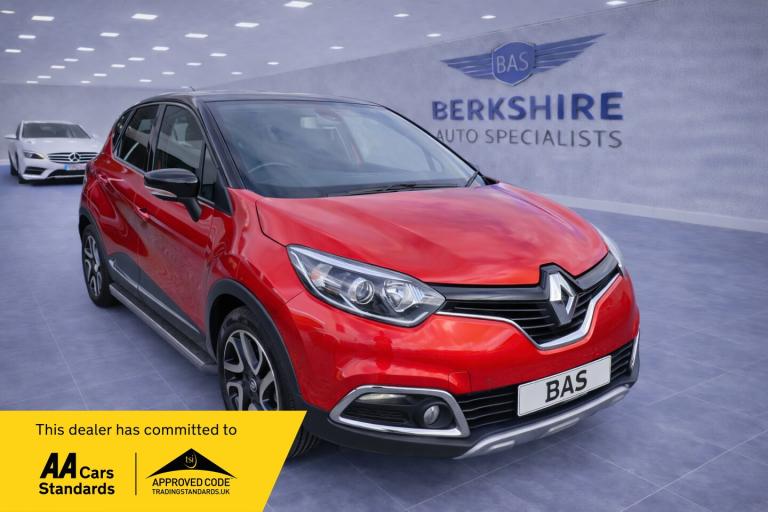 2017 Renault Captur 1.2 TCE Signature Nav 5dr HATCHBACK Petrol Manual