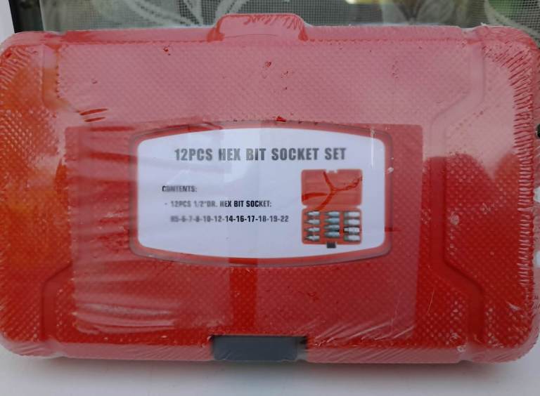 NEW 12 Piece 1/2 Drive Hex Bit Socket Set