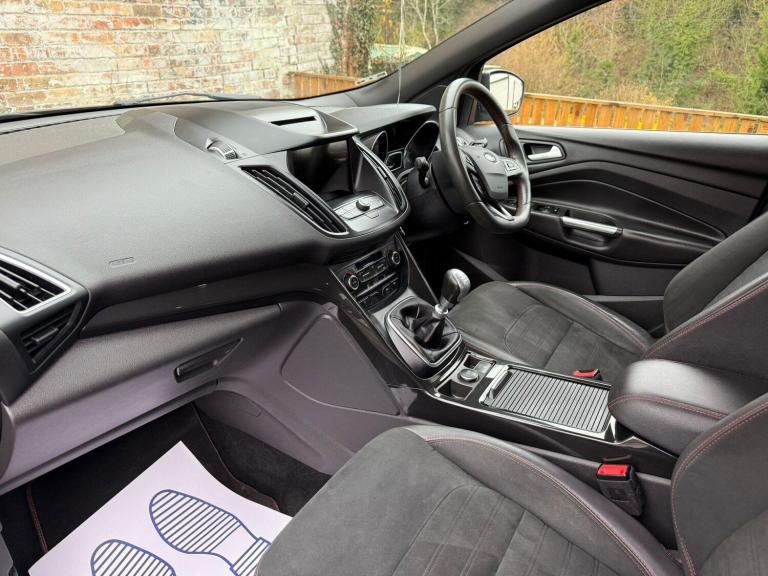 2019 Ford Kuga 1.5T EcoBoost ST-Line Euro 6 (s/s) 5dr HATCHBACK Petrol Manual