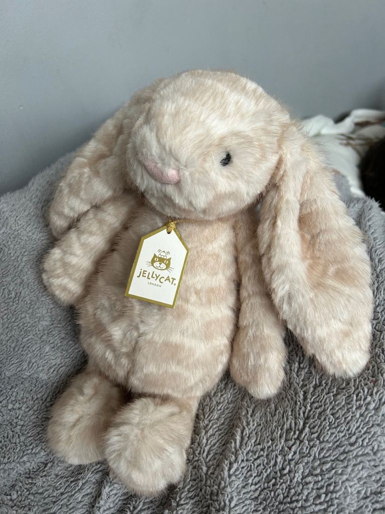 Jellycat Franilla Luxe Bunny – Brand New with Tags