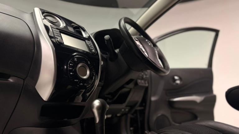 2015 Nissan Note 1.2 DiG-S Tekna 5dr Auto MPV PETROL Automatic