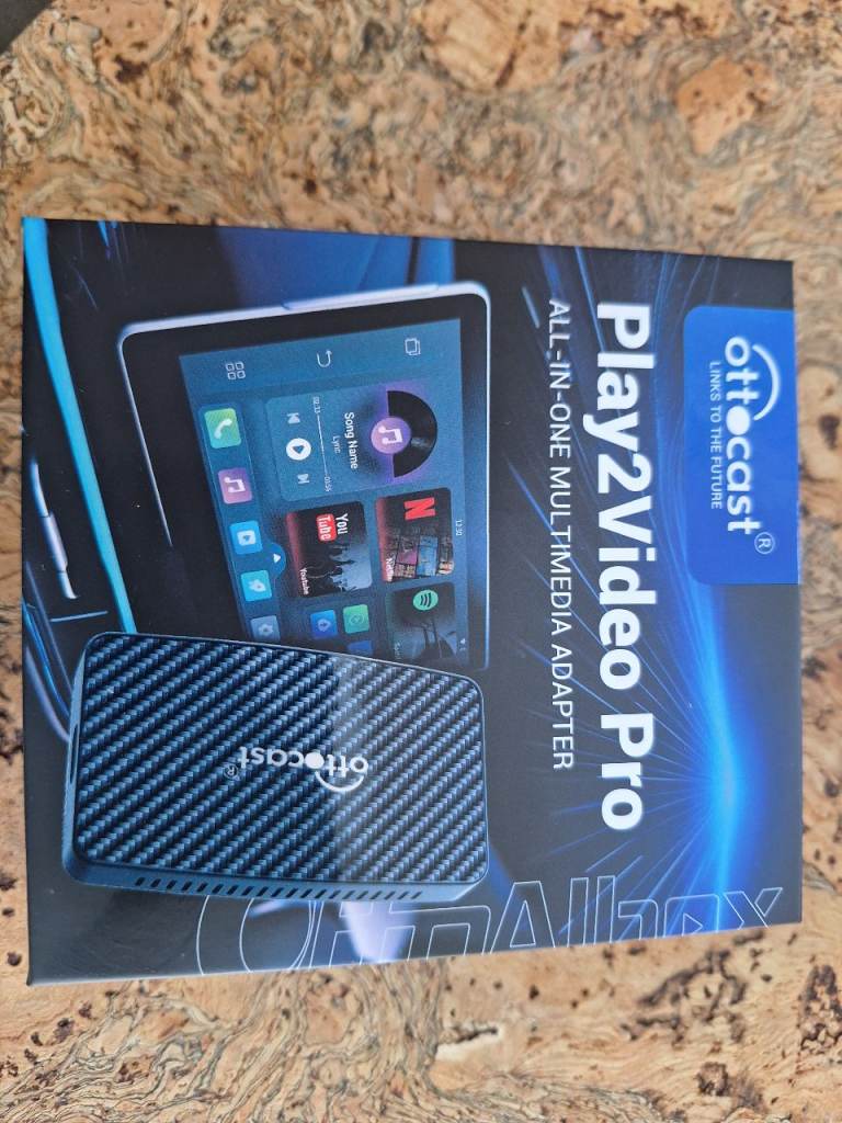 Ottocast Play2Video Pro Multimedia Adapter - New
