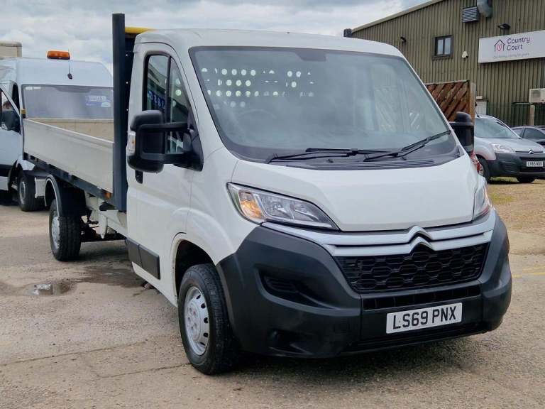 2019 Citroen Relay 2.0 35 L4 DROPSIDE BLUEHDI 161 BHP CHASSIS CAB Diesel Manual