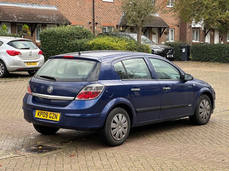 2009 Vauxhall Astra Life Automatic 1.8L 46,000 Miles Full Service History 1YR NEW MOT ONLY 1 OWNER