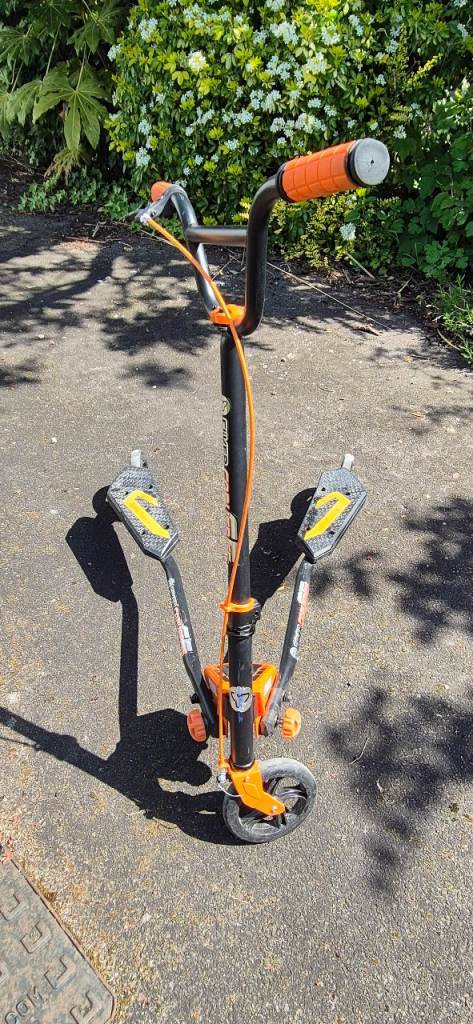 YVolution Y Flicker C5 Carver wiggle - scooter - Orange/black