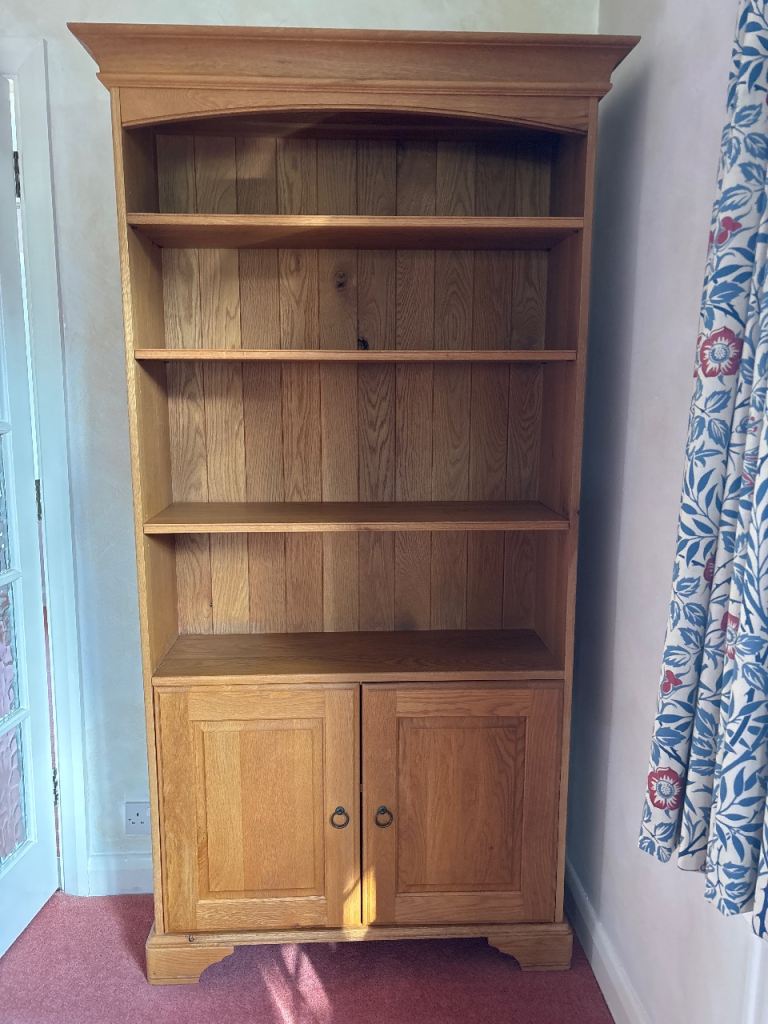 Solid Wood Bookcase with Adjustable Shelves and Lower Cabinet Storage 