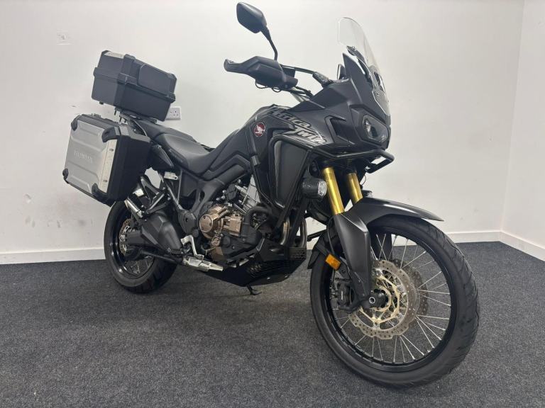 HONDA CRF1000L AFRICA TWIN DCT ** 12 MONTHS MOT - TOURTECH SEAT - FULL LUGGAGE**