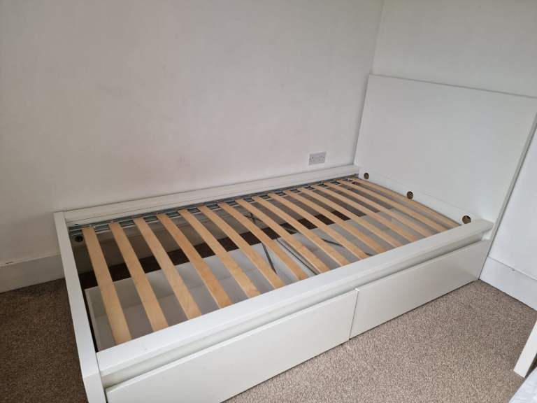 IKEA Single Malm Bed with 2 drawers