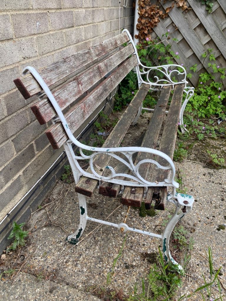 Garden bench 