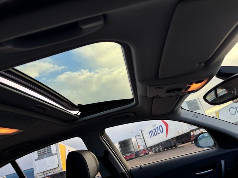 2006 BMW 1 Series 120d Sport 5dr HATCHBACK Diesel Manual