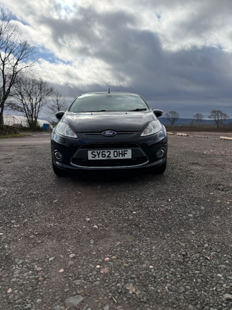 Ford, Titanium, Hatchback, 2012, Manual, 1388 (cc), 5 doors