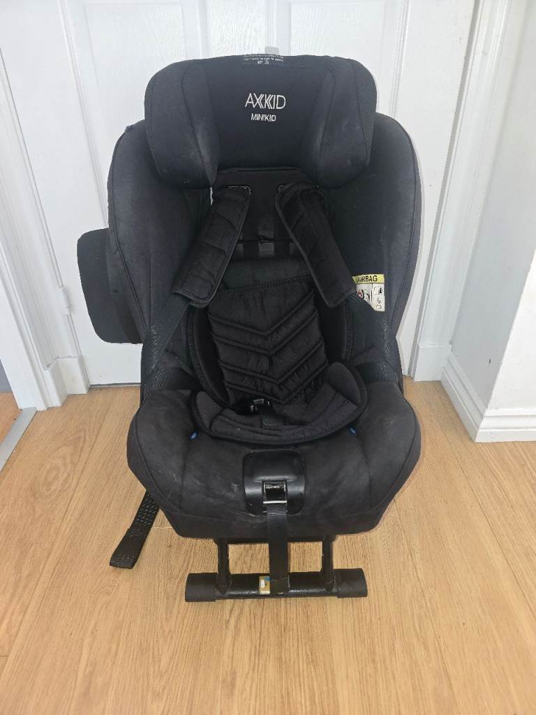 Axkid minikid extended rear facing car seat