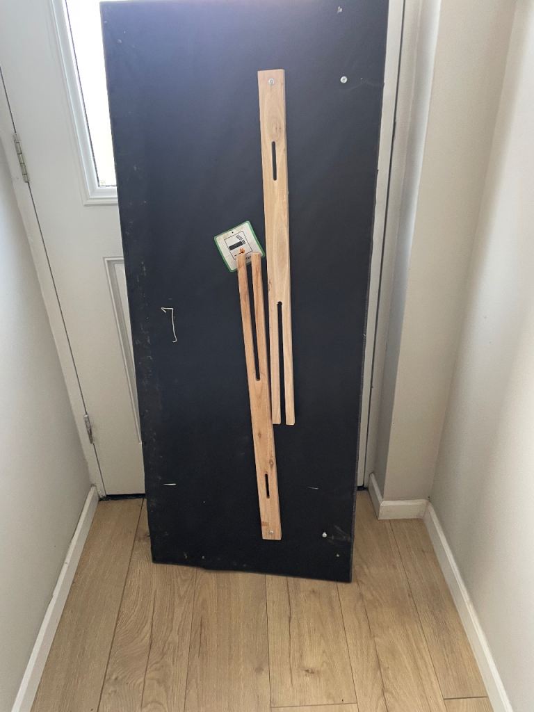 Double headboard 