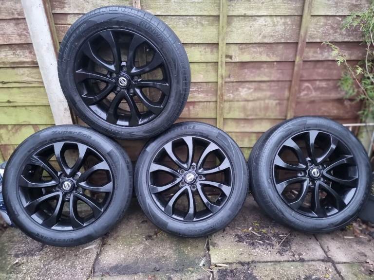 Nissan juke alloys x4