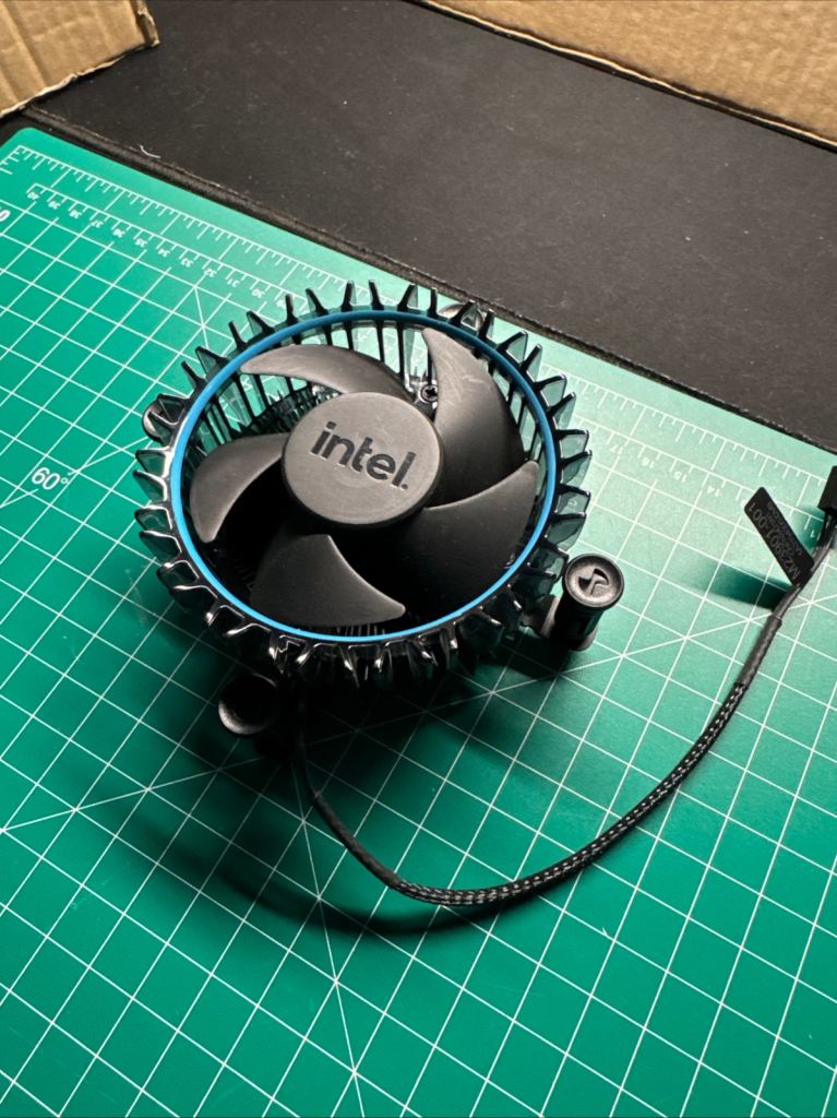 Intel CPU Cooler LGA 1700