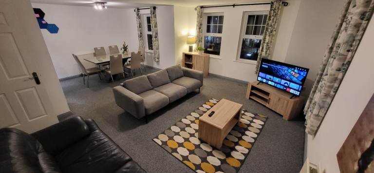 Large two double bedroom apartment Upper Ormeau 