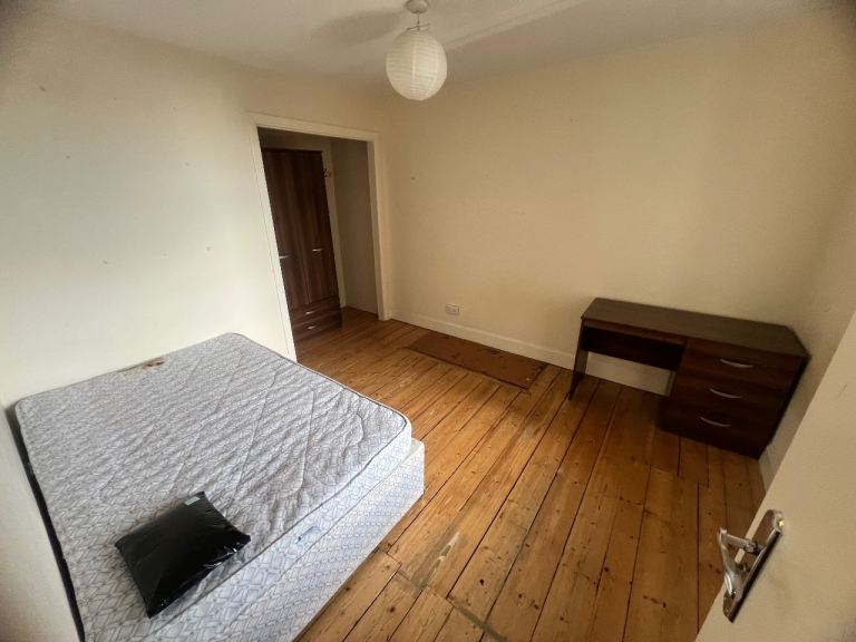 Student Styled & Young Professional Furnished HMO Flat