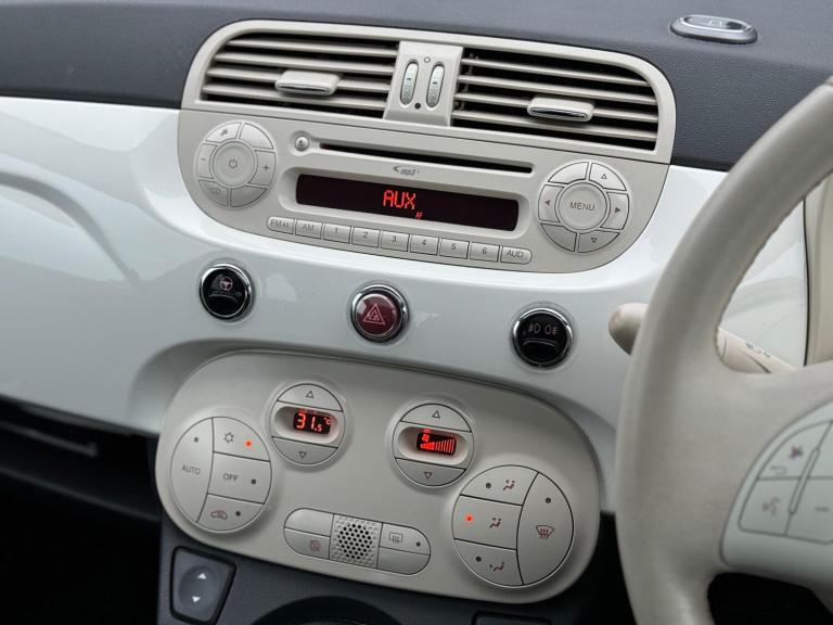 2014 Fiat 500 1.2 8V Cult Euro 6 (s/s) 3dr HATCHBACK Petrol Manual