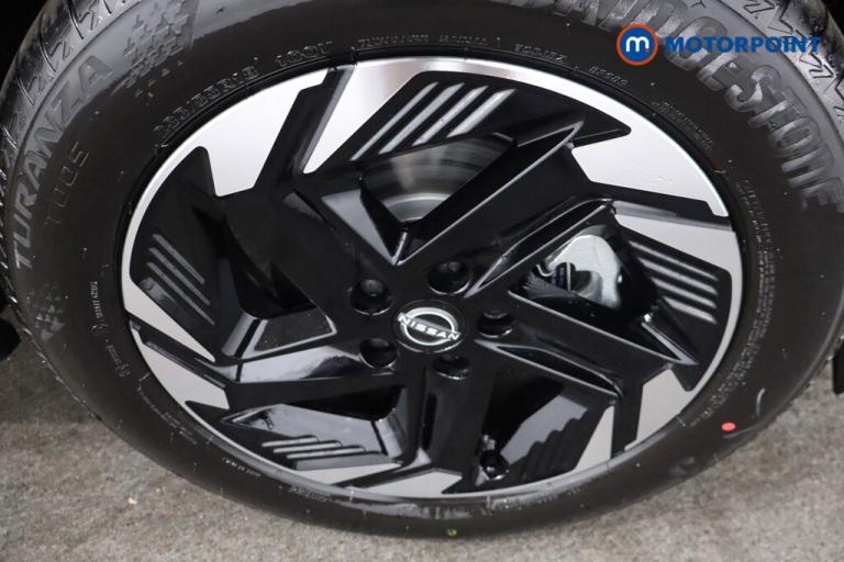 2025 Nissan Qashqai 1.3 DiG-T MH 158 N-Connecta 5dr Xtronic HATCHBACK PETROL Automatic