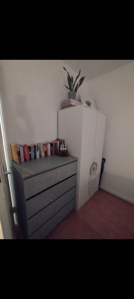 image for Chest of 4 drawers 