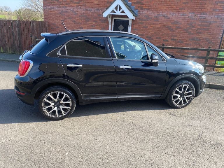 2016 fiat 500x multi jet cross 1.6 diesel one owner 70000 mot December £20tax