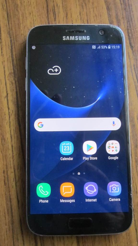 Samsung Galaxy S7 Black Smartphone - Good Condition