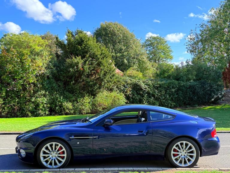 2004 Aston Martin Vanquish 5.9 Coupe 2dr Petrol Manual (396 g/km, 460 bhp) COUPE Petrol Manual