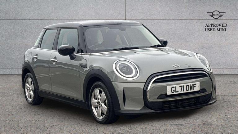 2022 MINI Hatch 1.5 Cooper Classic 5dr Hatchback Petrol Manual