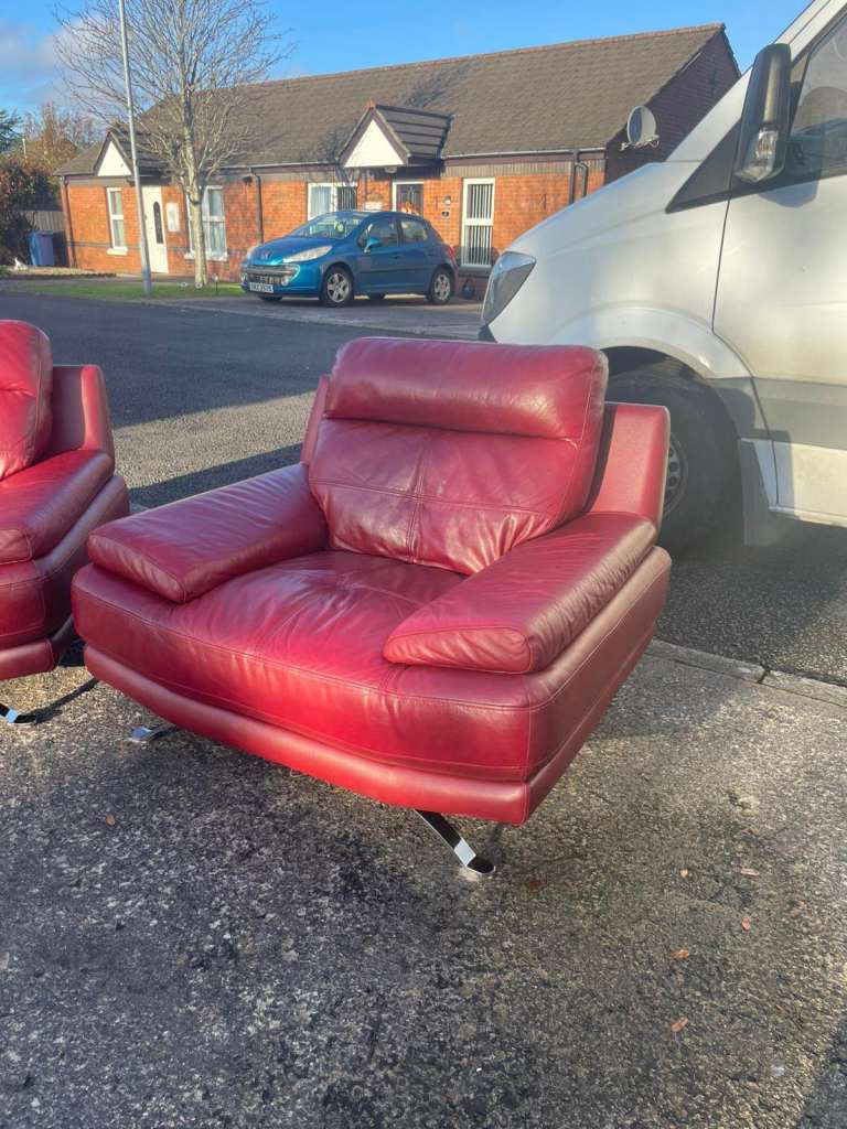 2 1 sofa and footstool from dfs   Only £289